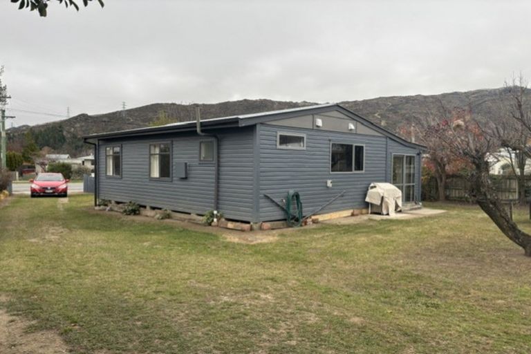 Photo of property in 12 Blyth Street, Clyde, 9330