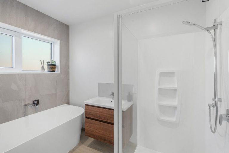 Photo of property in 53b Greig Crescent, Amberley, 7481