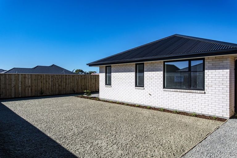Photo of property in 5 Weaver Street, Woodend, 7691