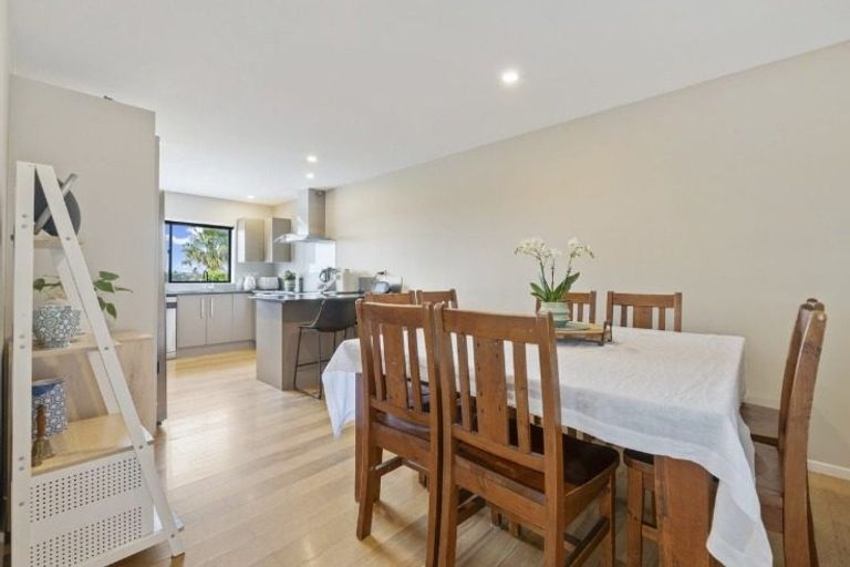 Photo of property in 16 Burwood Terrace, Gulf Harbour, Whangaparaoa, 0930