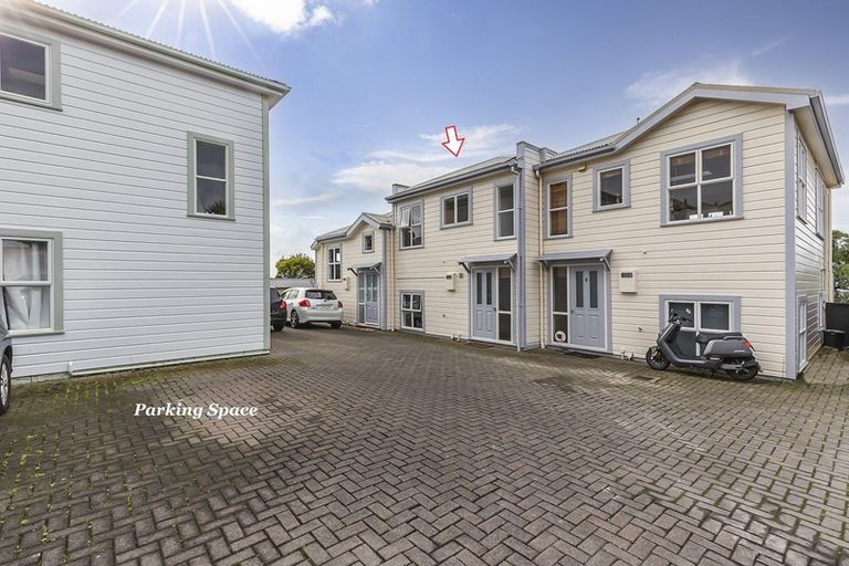 Photo of property in 25u7 Mana Street, Vogeltown, Wellington, 6021