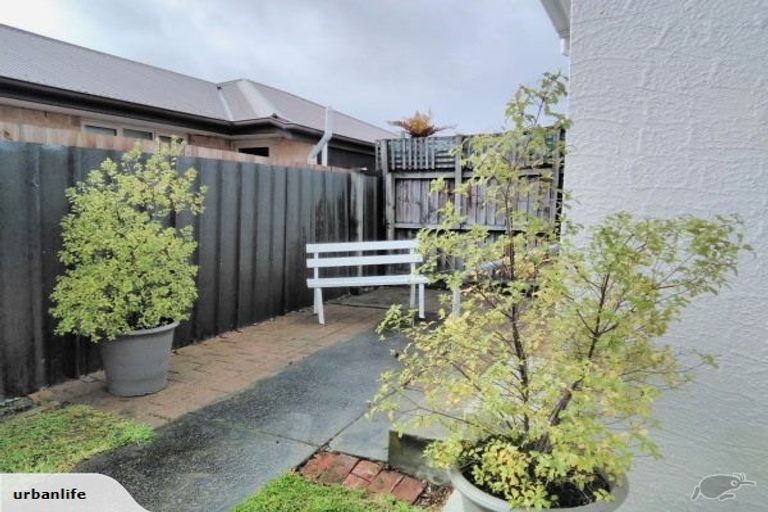 Photo of property in 2 Rustic Lane, Spreydon, Christchurch, 8024
