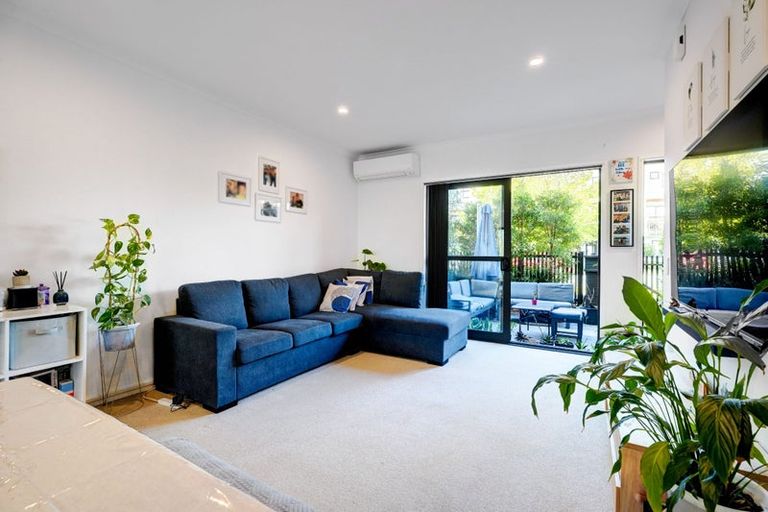 Photo of property in 14 Fordham Street, Beach Haven, Auckland, 0626