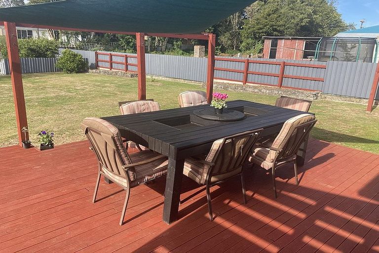 Photo of property in 5 Page Street, Stratford, 4332