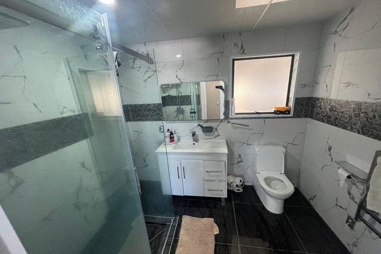 Photo of property in 6 Montego Place, Weymouth, Auckland, 2103