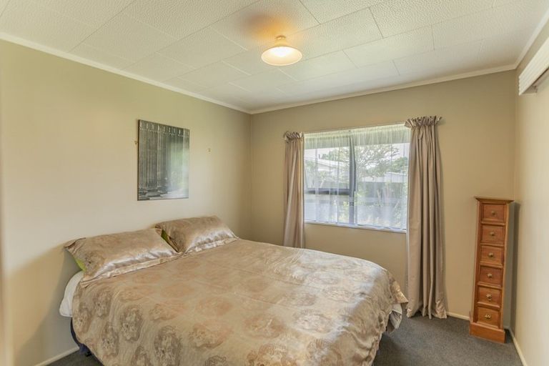 Photo of property in 2 Fergusson Avenue, Waipukurau, 4200