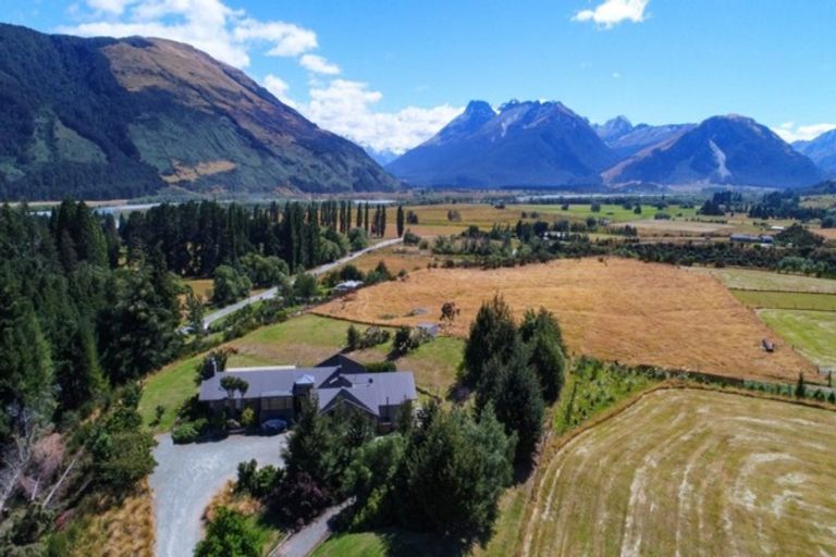 Photo of property in 41 Precipice Lane, Glenorchy, 9372