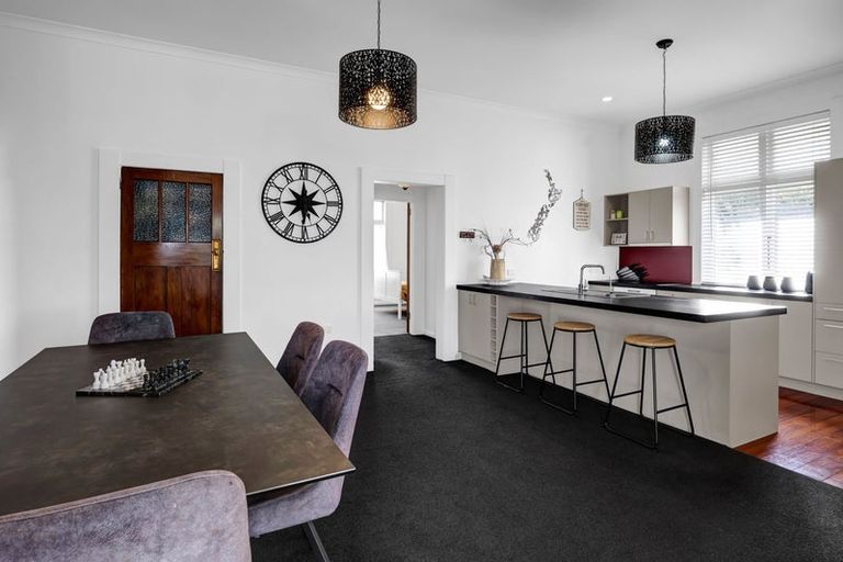 Photo of property in 21 Maire Street, Hawera, 4610