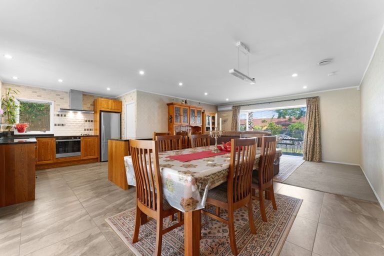 Photo of property in 9 Keywella Drive, Conifer Grove, Takanini, 2112