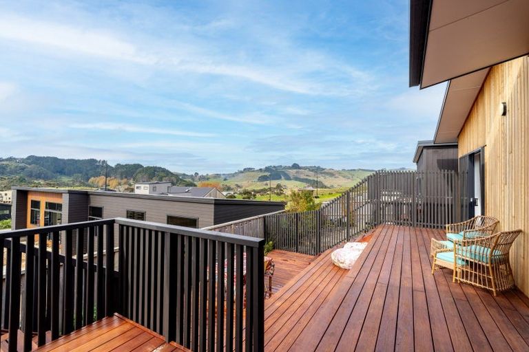 Photo of property in 19 Tunarau Street, Raglan, 3225