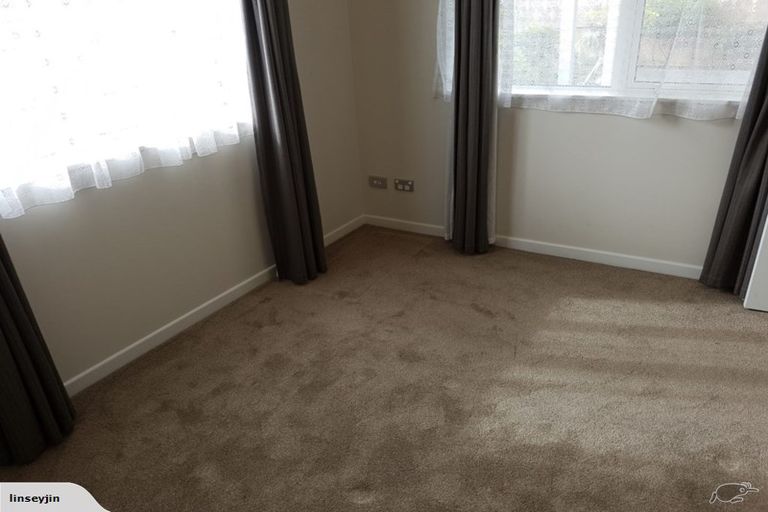 Photo of property in 9 Carrickdawson Drive, Flat Bush, Auckland, 2019