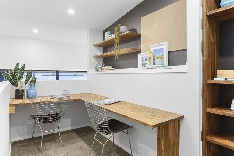 Photo of property in 182 Scenic Drive, Titirangi, Auckland, 0604