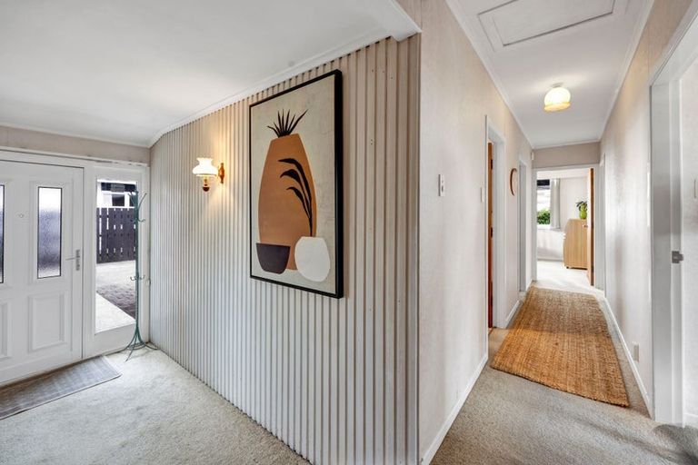 Photo of property in 22 Tukapa Street, Westown, New Plymouth, 4310