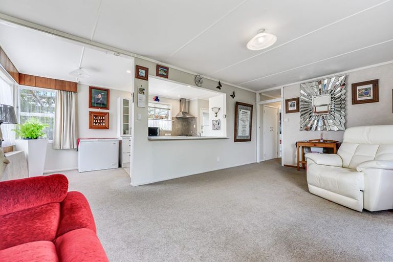 Photo of property in 27 Yvonne Street, Melville, Hamilton, 3206