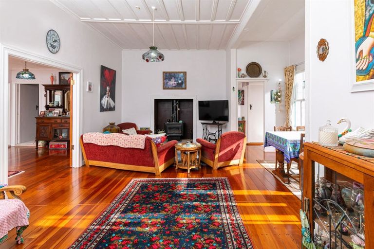 Photo of property in 26 Woodside Road, Massey, Auckland, 0614