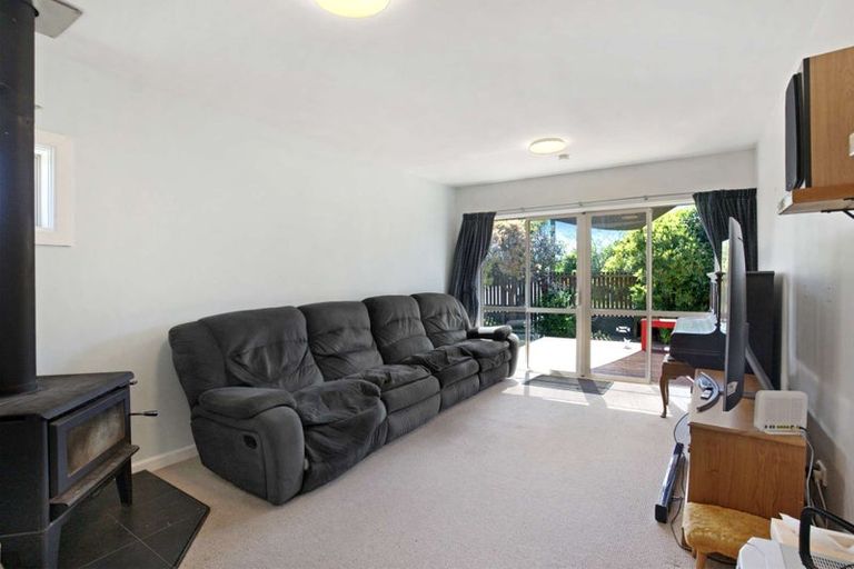 Photo of property in 19 Riwai Street, Templeton, Christchurch, 8042