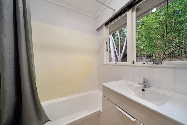 Photo of property in 22 Karaka Street, Helensville, 0800