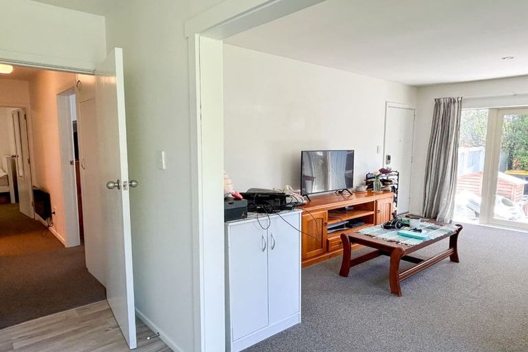 Photo of property in 12 Ensors Road, Opawa, Christchurch, 8023