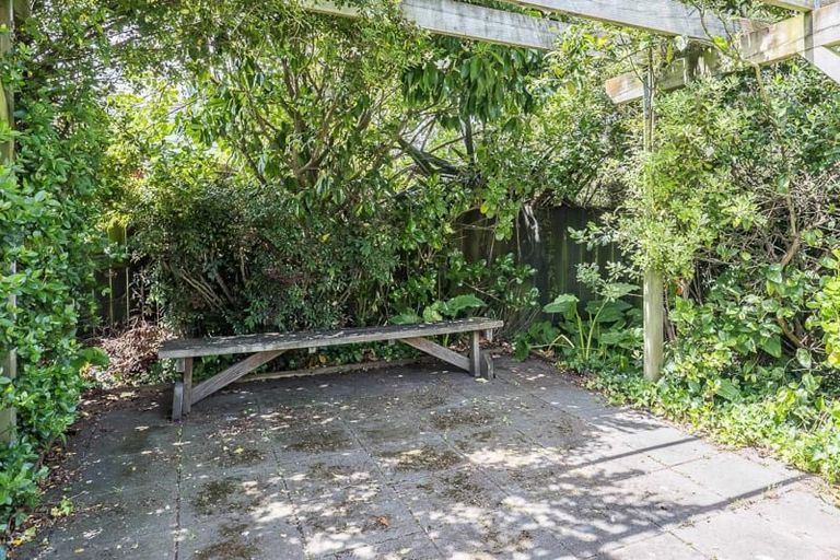 Photo of property in 52a Kapiti Road, Paraparaumu, 5032