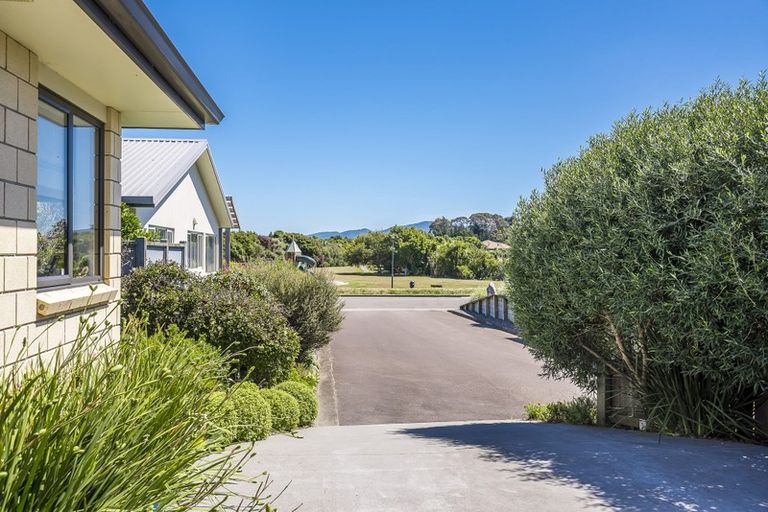 Photo of property in 25 Jade Lane, Paraparaumu, 5032