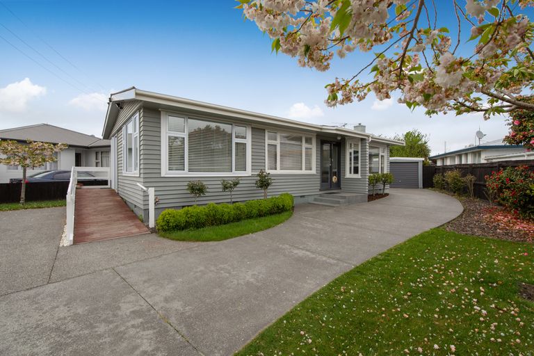 Photo of property in 90 Sturrocks Road, Casebrook, Christchurch, 8051