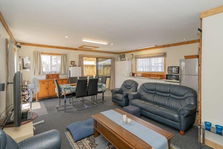 Photo of property in 11 Dotterel Place, Whitianga, 3510