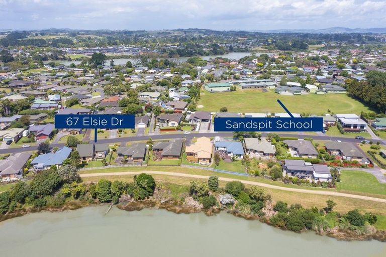 Photo of property in 67 Elsie Drive, Waiuku, 2123