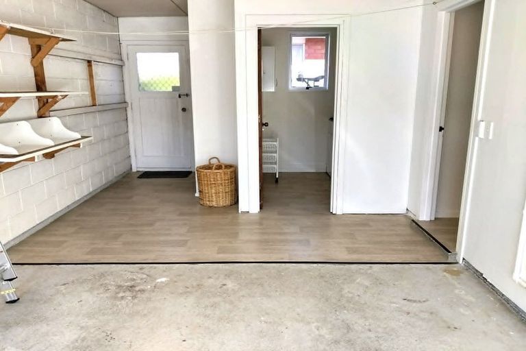 Photo of property in 36 Sylvan Avenue, Waikanae, 5036