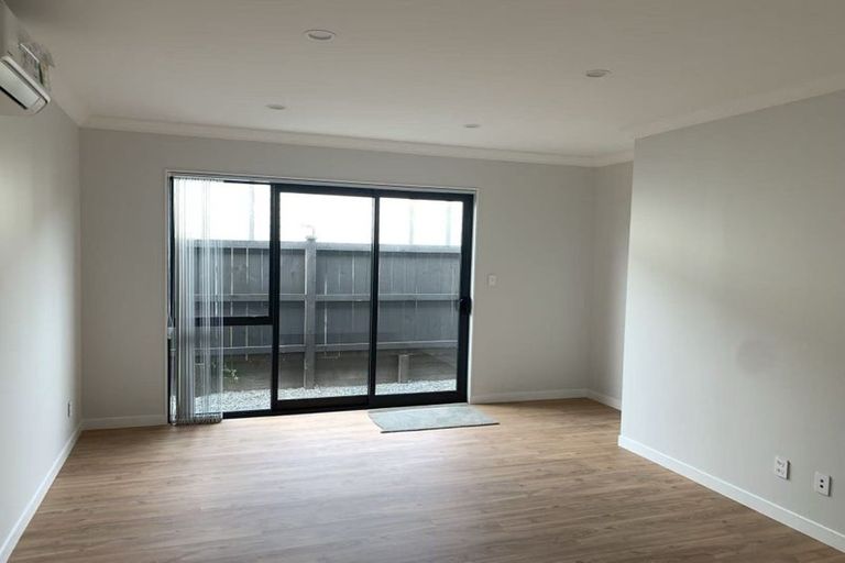 Photo of property in 38 Kotuitui Drive, Wainui, Silverdale, 0992