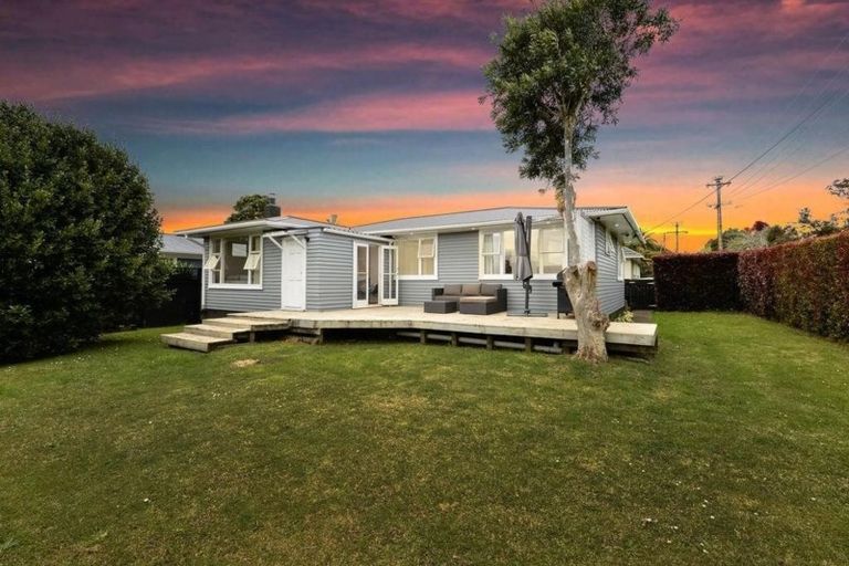 Photo of property in 74 Pooks Road, Ranui, Auckland, 0612