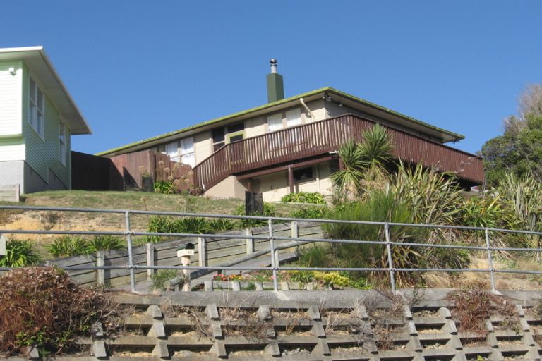 Photo of property in 40 Downes Street, Titahi Bay, Porirua, 5022