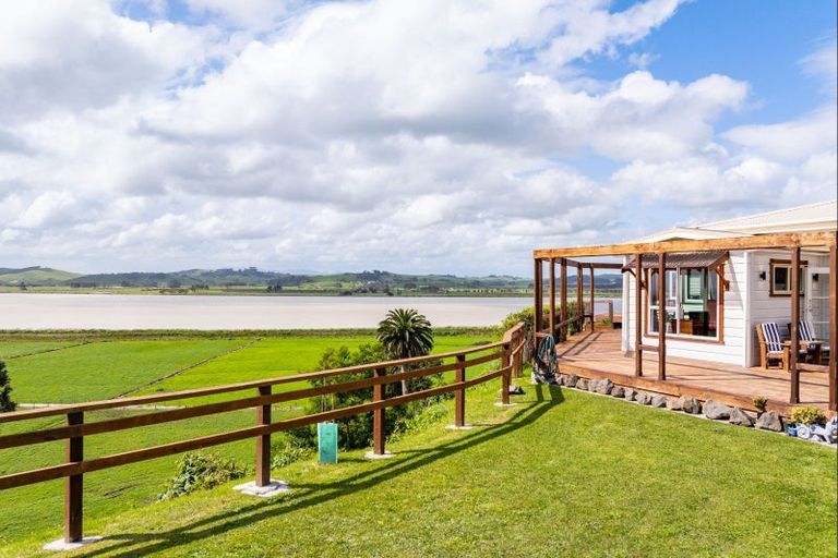 Photo of property in 87 Norton Street, Te Kopuru, 0391