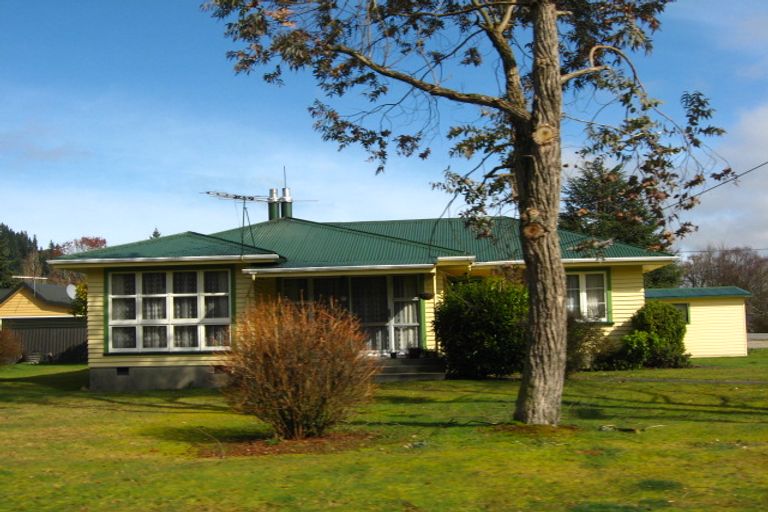 Photo of property in 72 Main Street, Reefton, 7830