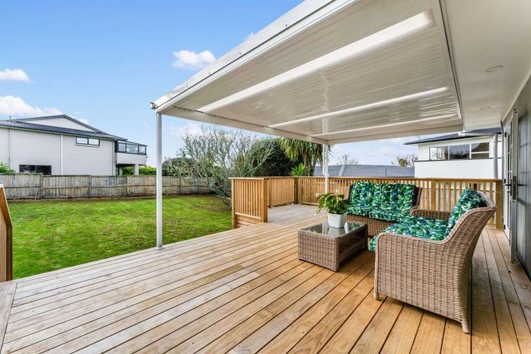Photo of property in 10 Fratley Avenue, Farm Cove, Auckland, 2012