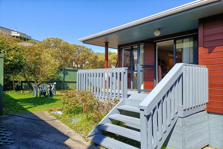 Photo of property in 38 Erris Street, Johnsonville, Wellington, 6037