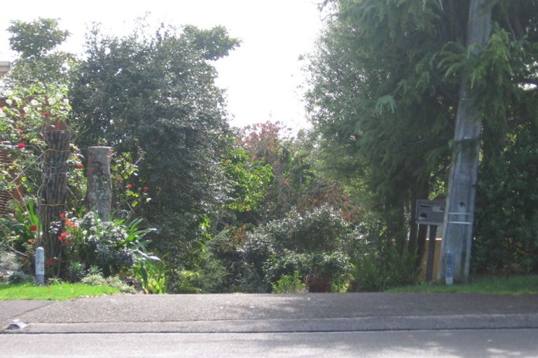 Photo of property in 229a Golf Road, Titirangi, Auckland, 0604