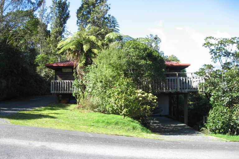 Photo of property in 80 Kaiuru Avenue, Pukawa Bay, Turangi, 3381
