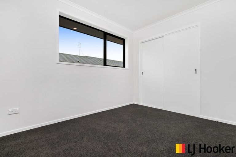 Photo of property in 17 Coolen Place, Tuakau, 2121