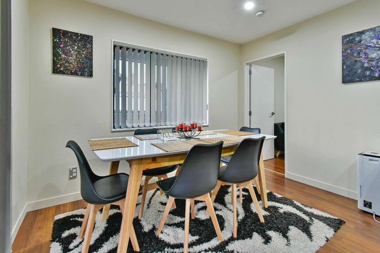 Photo of property in 11a Clayton Road, Manurewa, Auckland, 2102