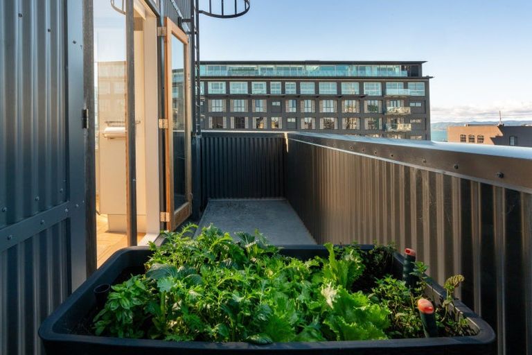 Photo of property in 5u5 Tory Street, Te Aro, Wellington, 6011