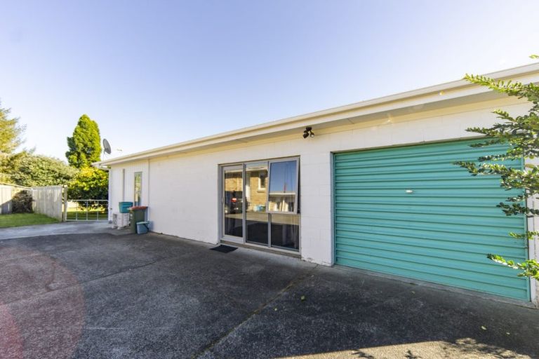 Photo of property in 19 Masefield Drive, Enderley, Hamilton, 3214