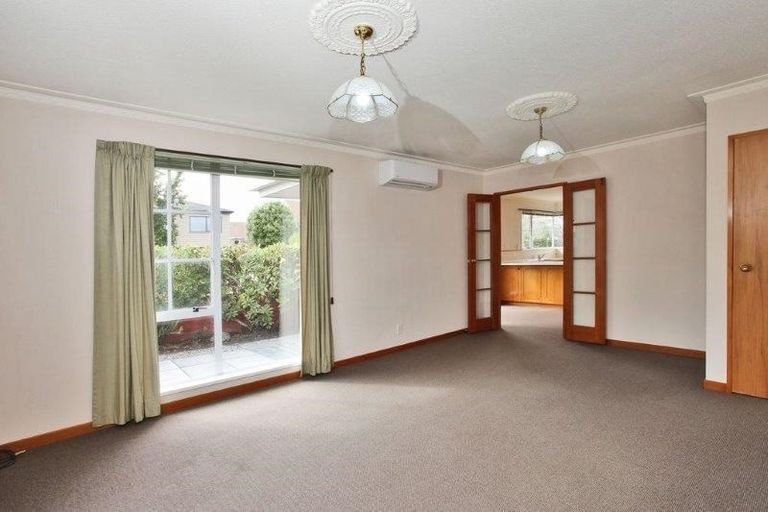 Photo of property in 57 Picton Avenue, Riccarton, Christchurch, 8011
