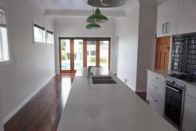 Photo of property in 31 Hobart Street, Miramar, Wellington, 6022