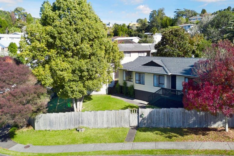 Photo of property in 26 Garton Drive, Massey, Auckland, 0614