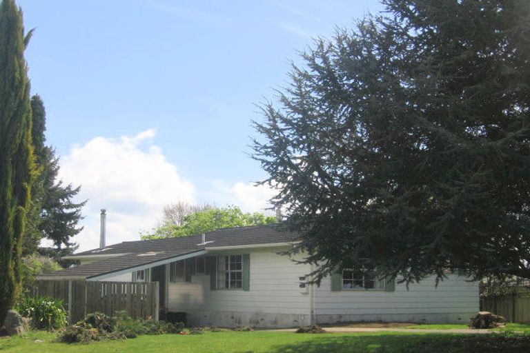 Photo of property in 9 Walnut Place, Owhata, Rotorua, 3010