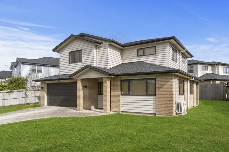 Photo of property in 88 Keri Vista Rise, Papakura, 2110