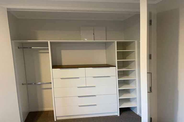 Photo of property in 1/865 Beach Road, Waiake, Auckland, 0630