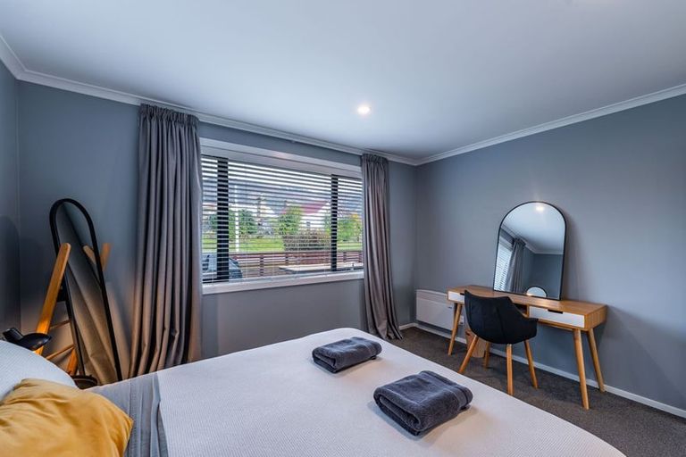 Photo of property in 84 Helwick Street, Wanaka, 9305