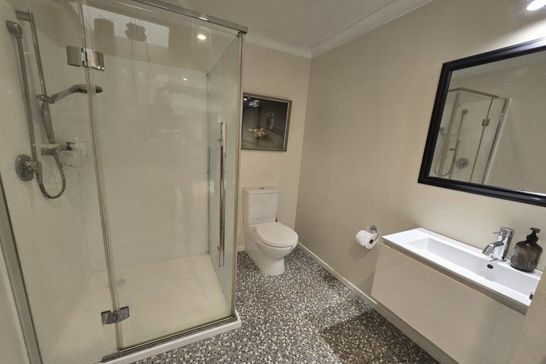 Photo of property in 32 Todman Street, Brooklyn, Wellington, 6021