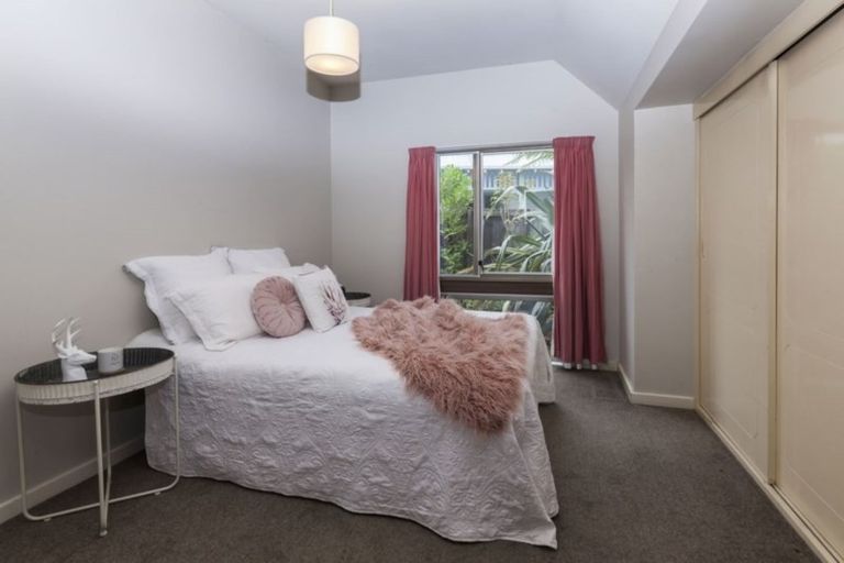Photo of property in 1/102 Knowles Street, Saint Albans, Christchurch, 8052
